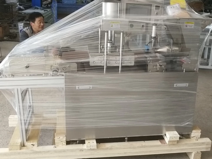 Machine à fabriquer des tortillas expédiée au Qatar