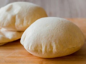 خبز دائري خبز العربي خبز الكماج